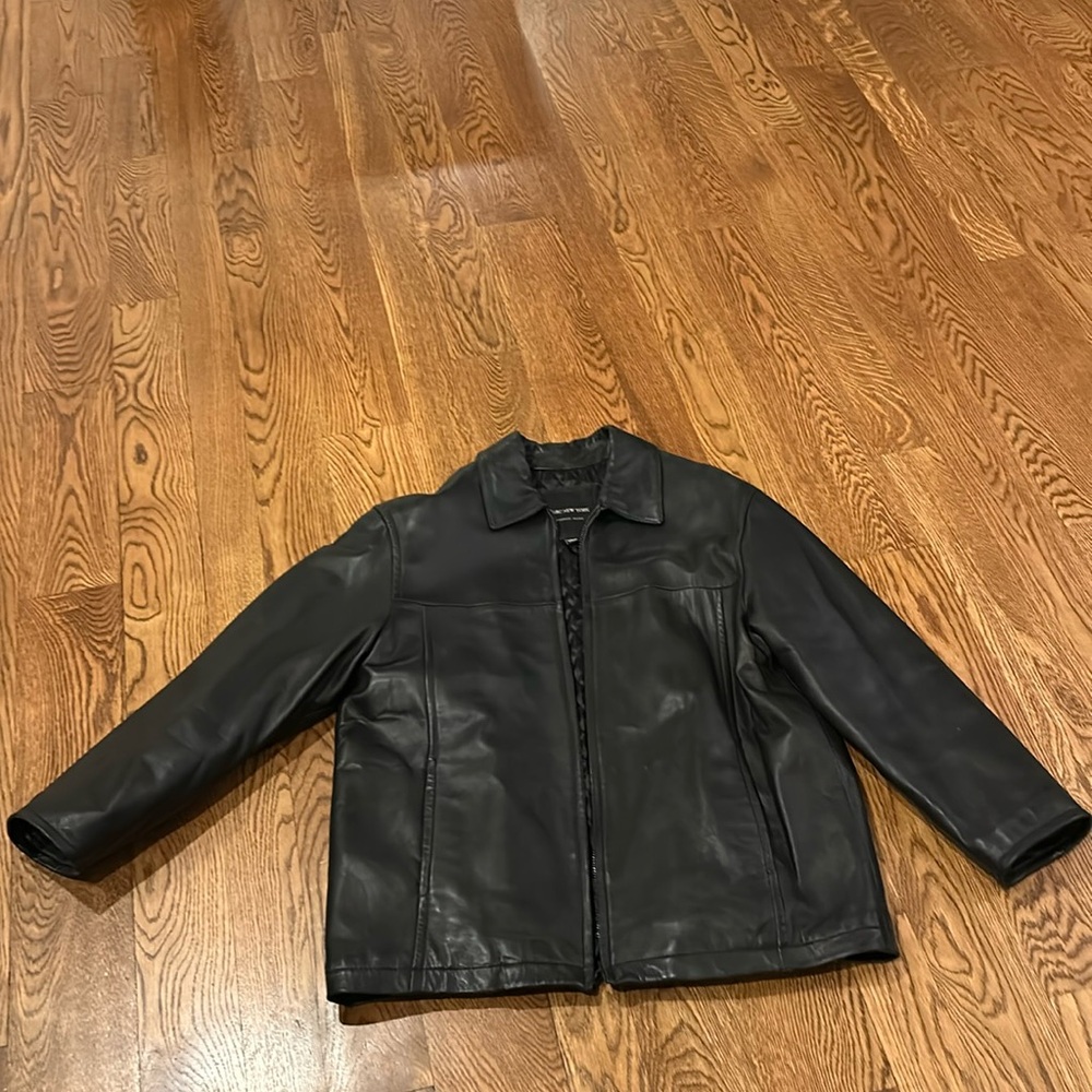 Marc New York Andrew Marc Men's Size Medium Leather Jacket - excellent condition